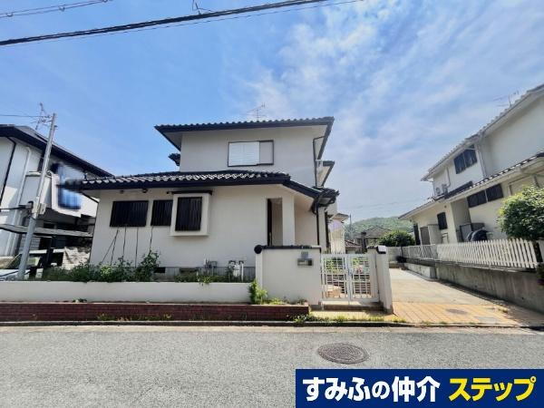兵庫県川西市けやき坂２ 2490万円