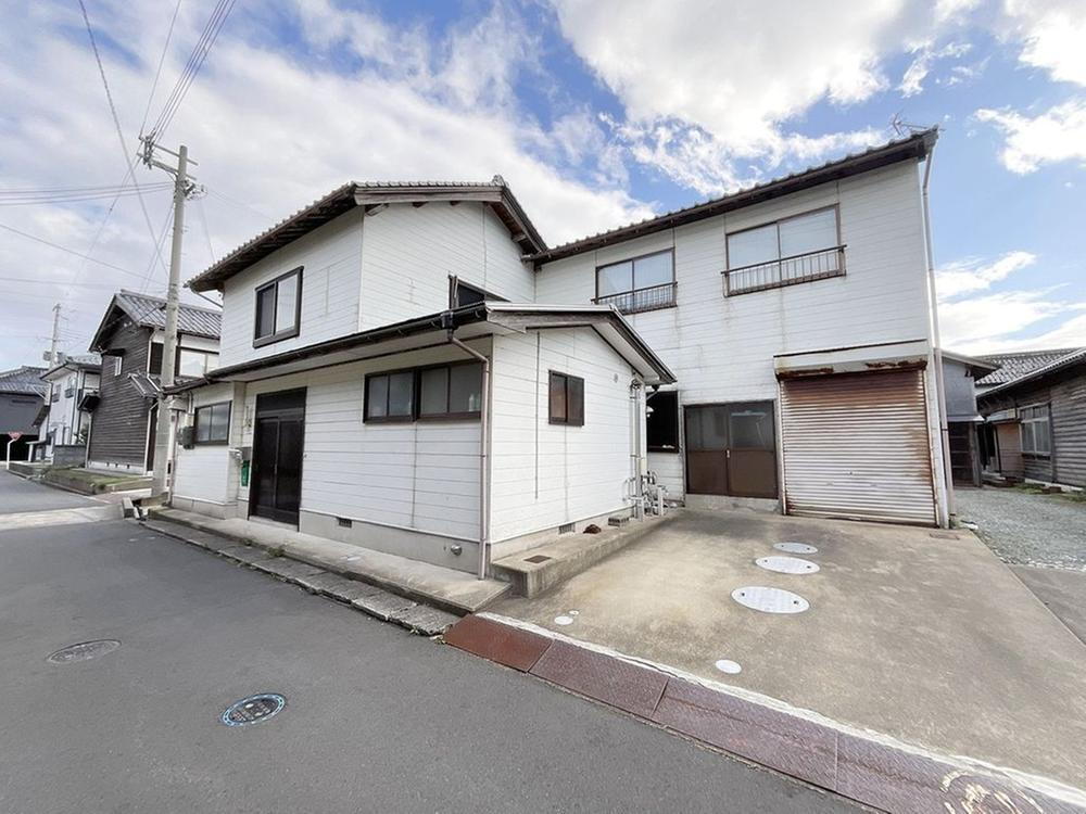 京都府京丹後市網野町網野 300万円