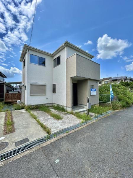 奈良県北葛城郡上牧町松里園３ 1550万円