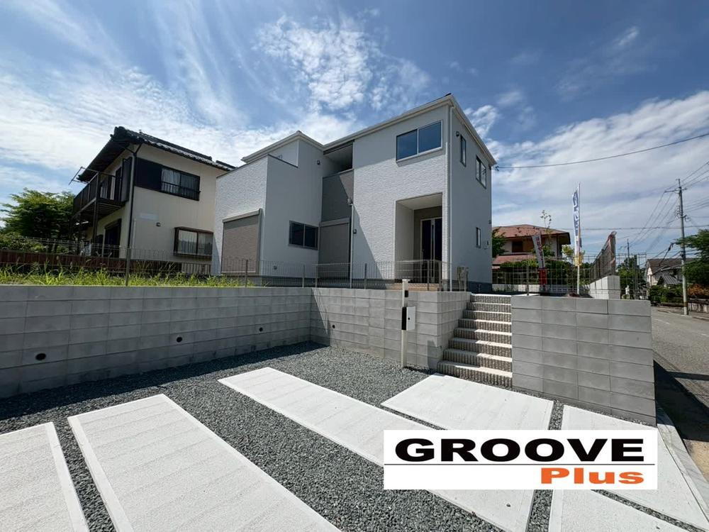 兵庫県三田市あかしあ台１ 4448万円 5LDK
