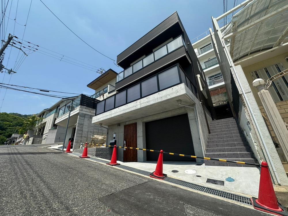 兵庫県神戸市中央区熊内町８ 6888万円 3SLDK
