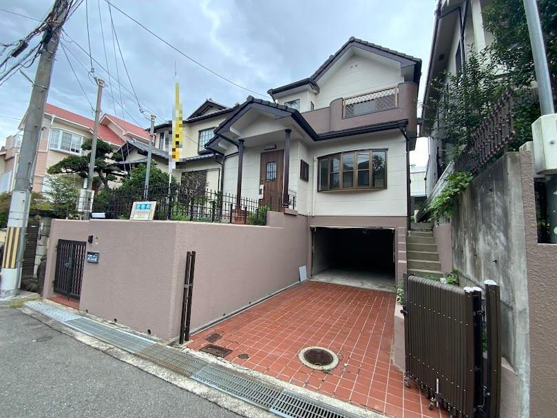 大阪府和泉市鶴山台１ 2180万円