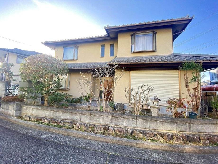 兵庫県川辺郡猪名川町若葉１ 2280万円