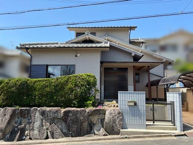 奈良県生駒郡平群町若葉台２ 1480万円