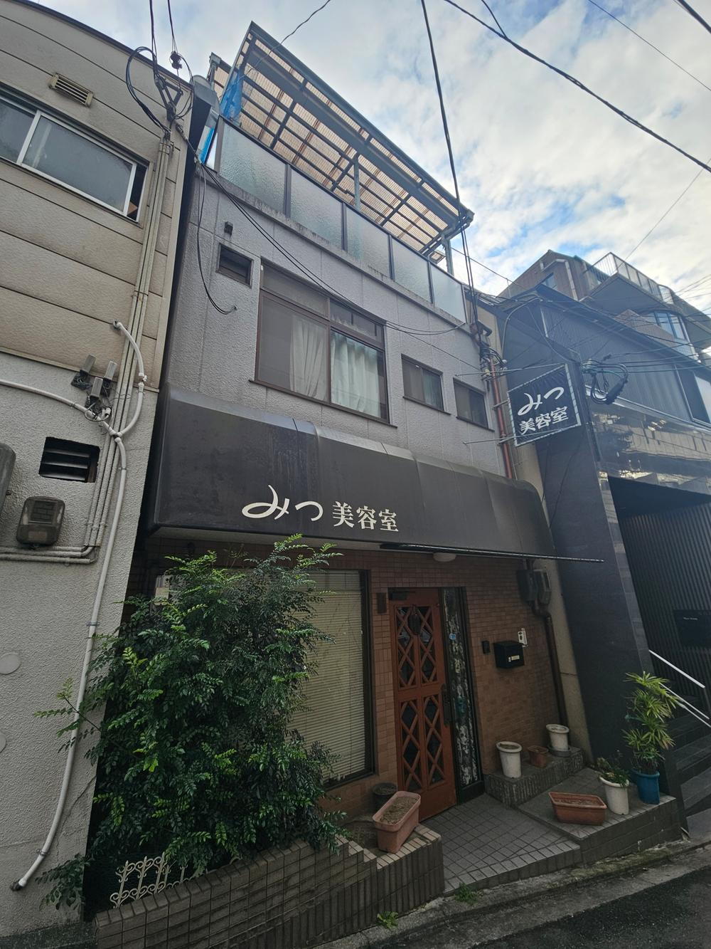 京都府京都市東山区祇園町南側 14800万円