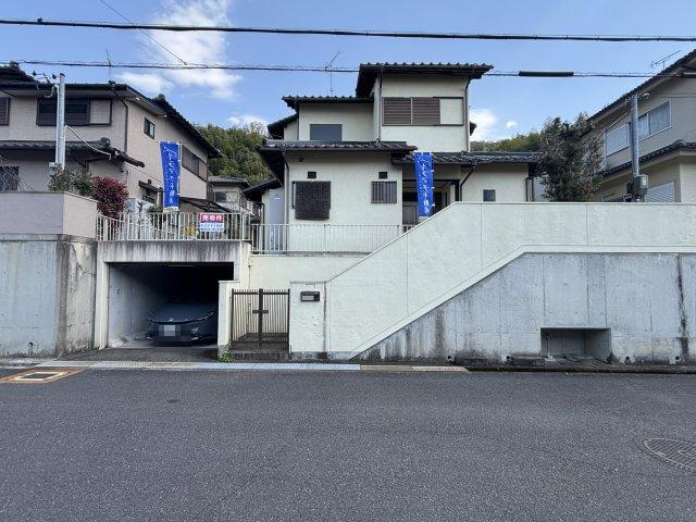 奈良県桜井市朝倉台西６ 1330万円