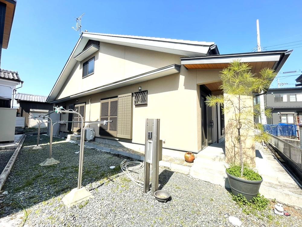 京都府亀岡市千代川町高野林高ノ畑 4980万円 2LDK