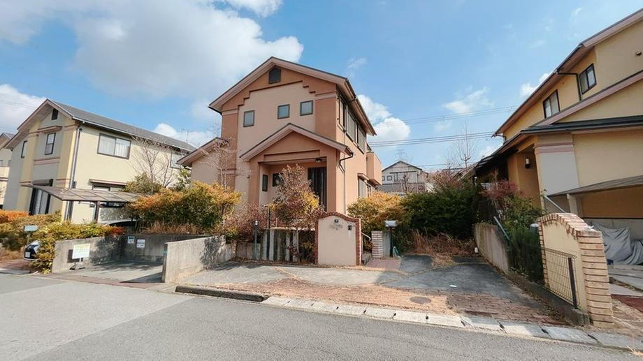 兵庫県神戸市北区小倉台４ 1480万円