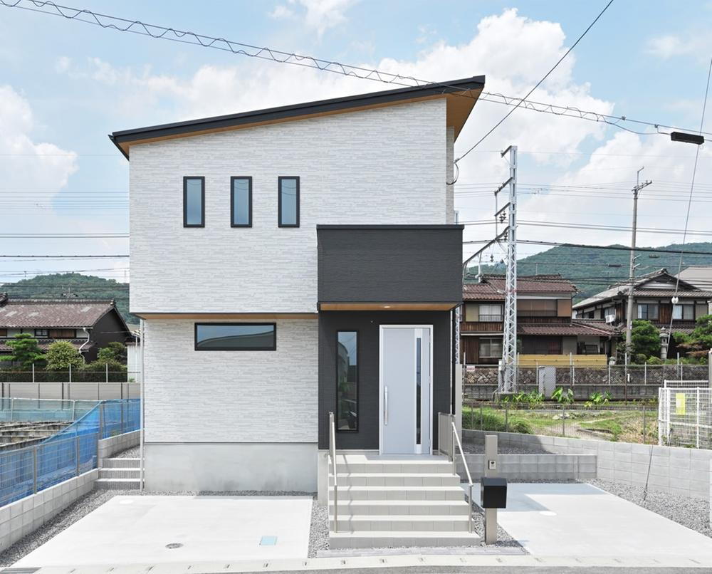 滋賀県大津市見世２ 3240万円 3LDK