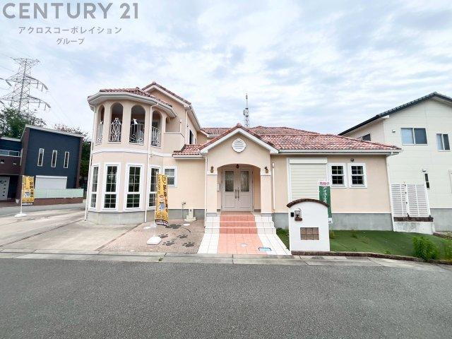 兵庫県川西市けやき坂１ 4280万円