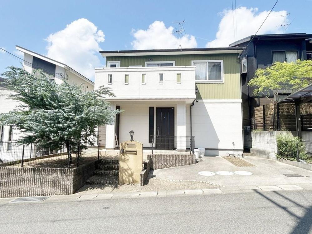 奈良県生駒市辻町 2050万円