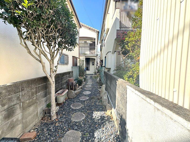 大阪府池田市井口堂２ 1600万円