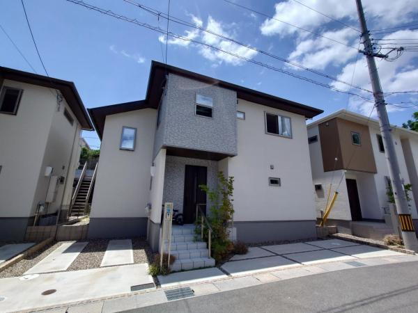 京都府京田辺市山手西３ 4999万円 4LDK