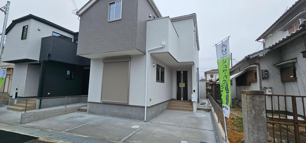 兵庫県加古川市平岡町新在家 3098万円 4LDK