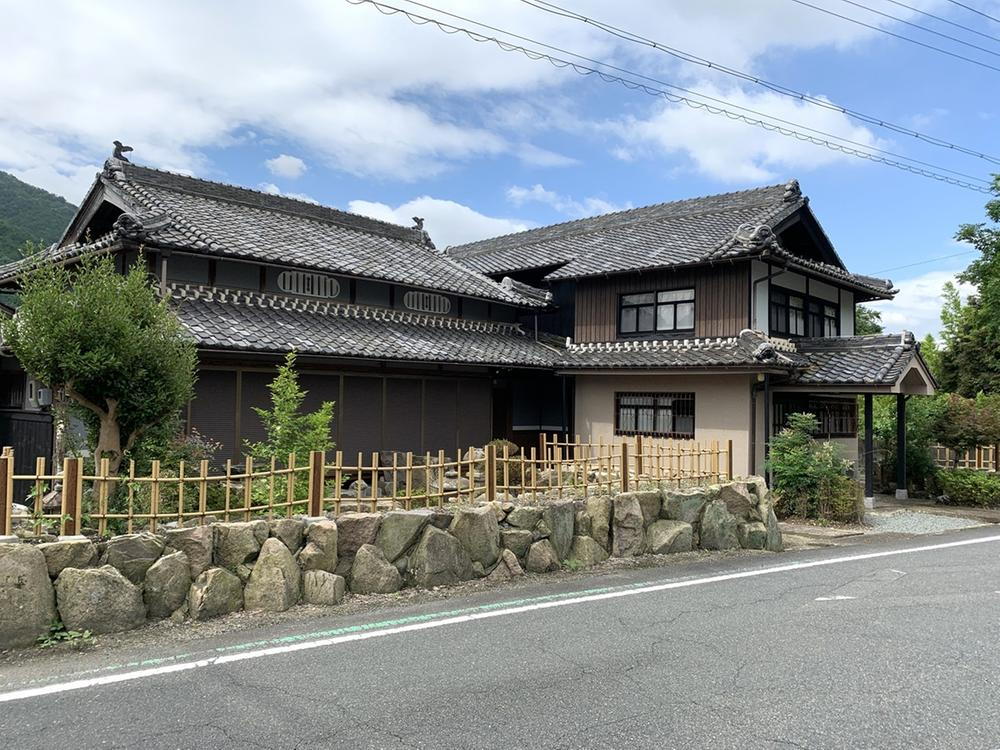 兵庫県丹波市山南町池谷 1780万円