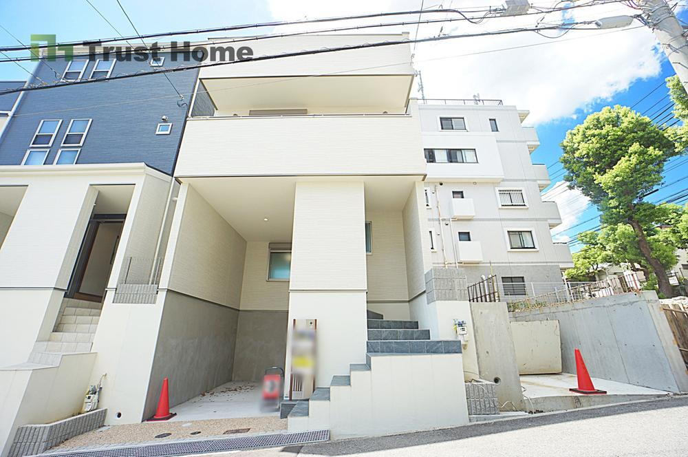 兵庫県神戸市中央区野崎通２ 5580万円 4LDK