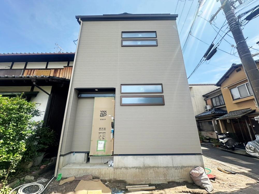 京都府京都市伏見区深草極楽寺町 2799万円 3LDK