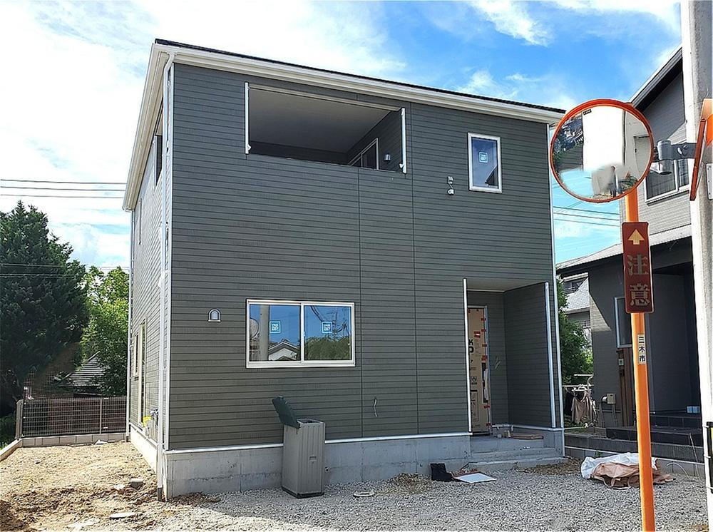 兵庫県三木市大村 2580万円 4LDK