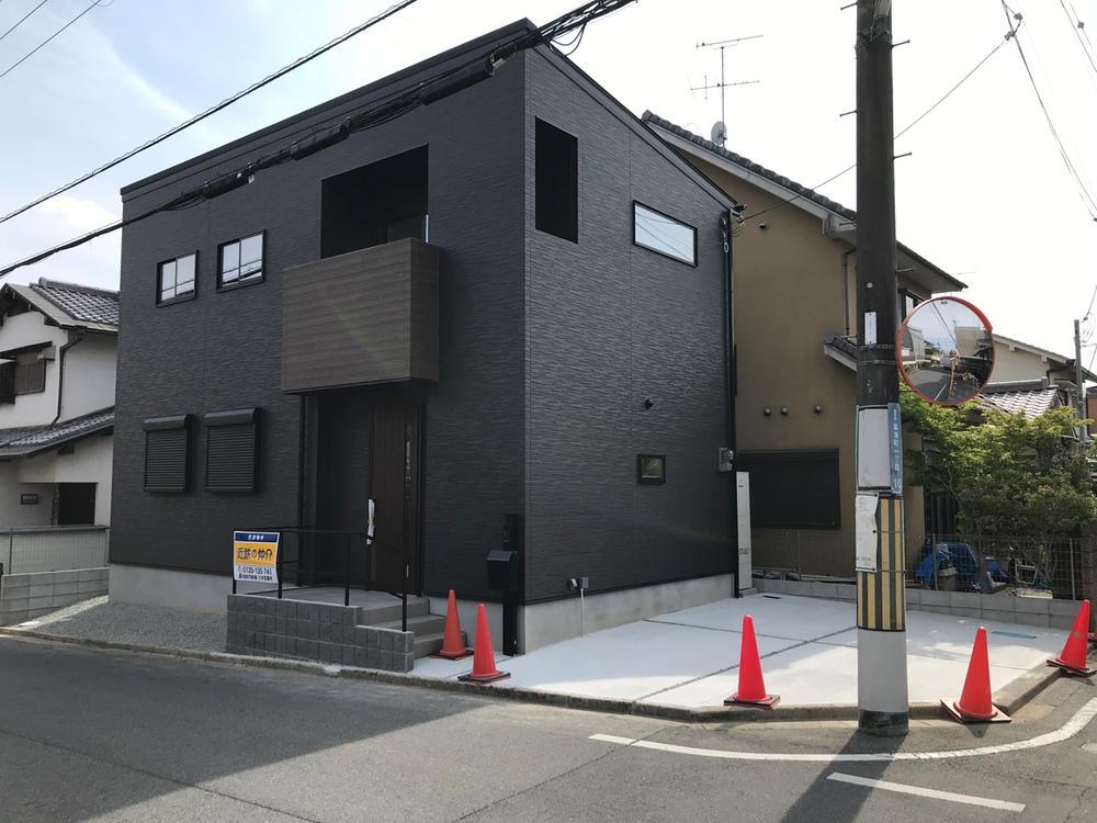 奈良県橿原市菖蒲町１ 2698万円 2LDK