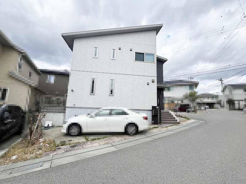 兵庫県神戸市垂水区舞多聞西７ 4390万円