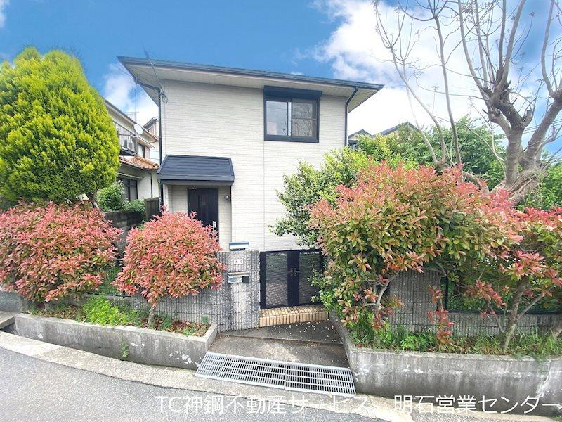 兵庫県明石市朝霧南町４ 2080万円
