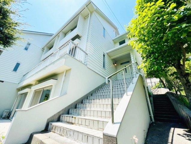 兵庫県芦屋市奥池町 7580万円