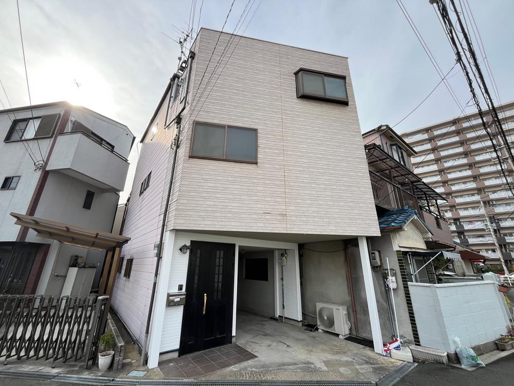 大阪府八尾市南木の本４ 中古住宅