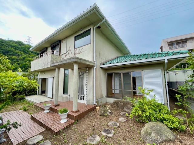 兵庫県宝塚市ゆずり葉台２ 中古住宅