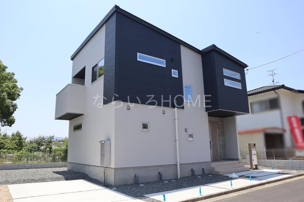 奈良県生駒市鹿ノ台南２ 4380万円 4LDK
