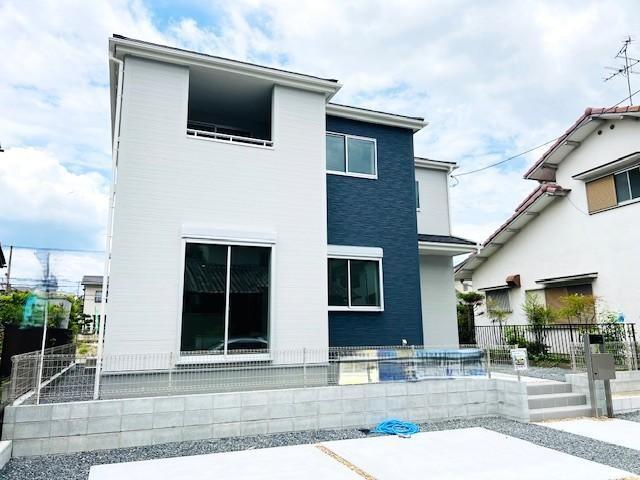 奈良県北葛城郡河合町高塚台２ 3380万円 4LDK