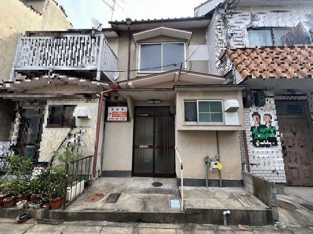 京都府京都市伏見区石田大受町 380万円