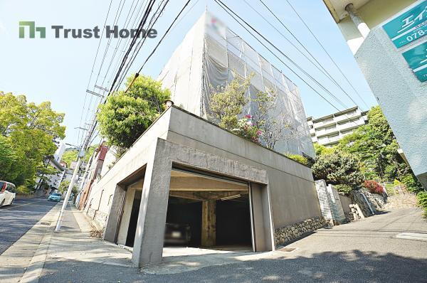 兵庫県神戸市灘区鶴甲３ 6800万円