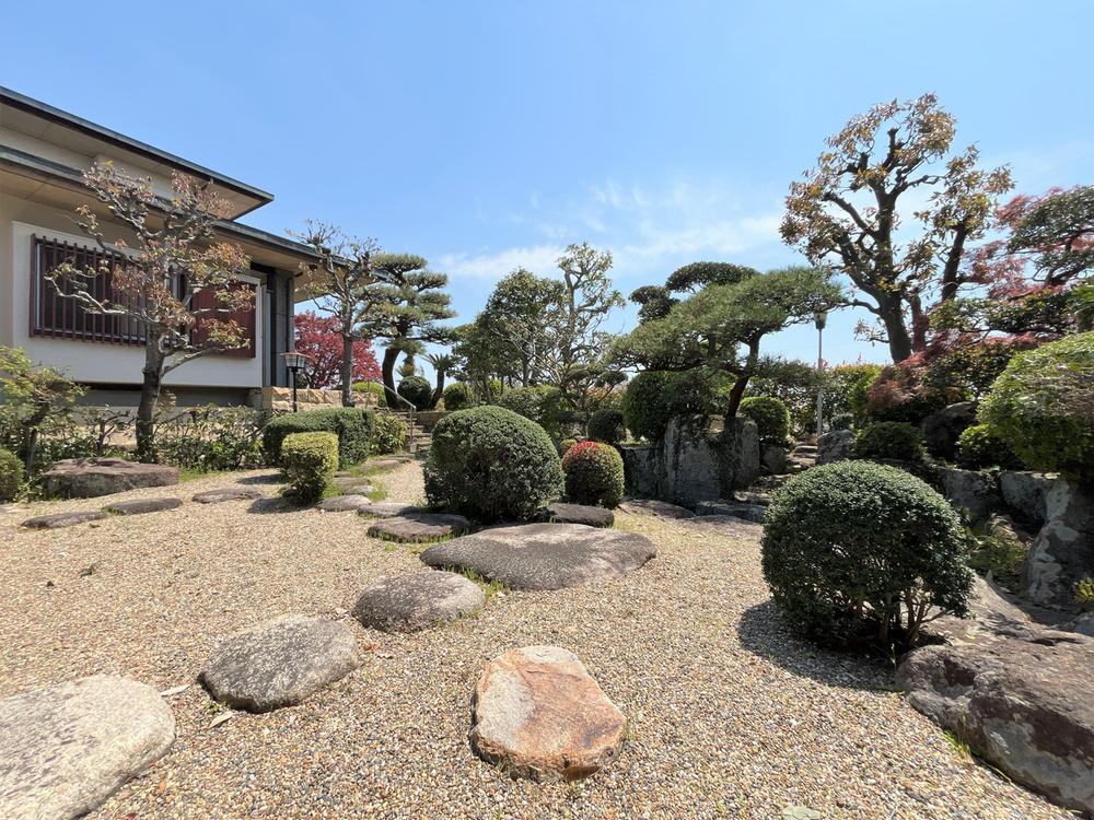 大阪府豊中市永楽荘３ 39000万円