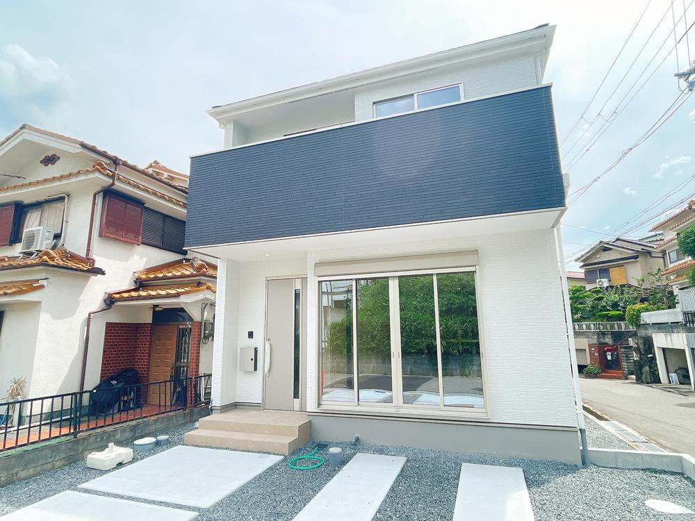 大阪府枚方市長尾台３ 3198万円 4LDK
