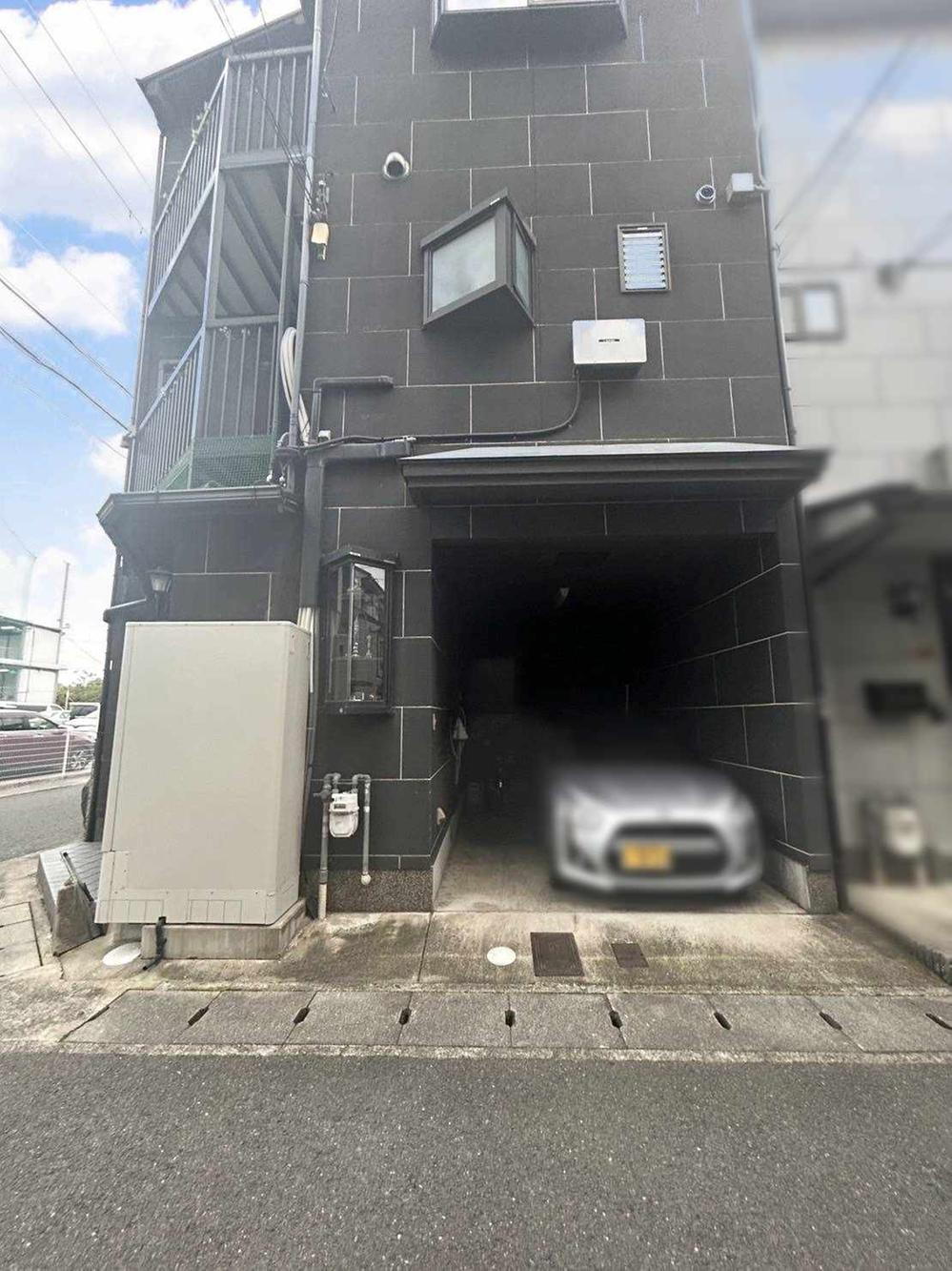 京都府京都市西京区桂南滝川町 2398万円