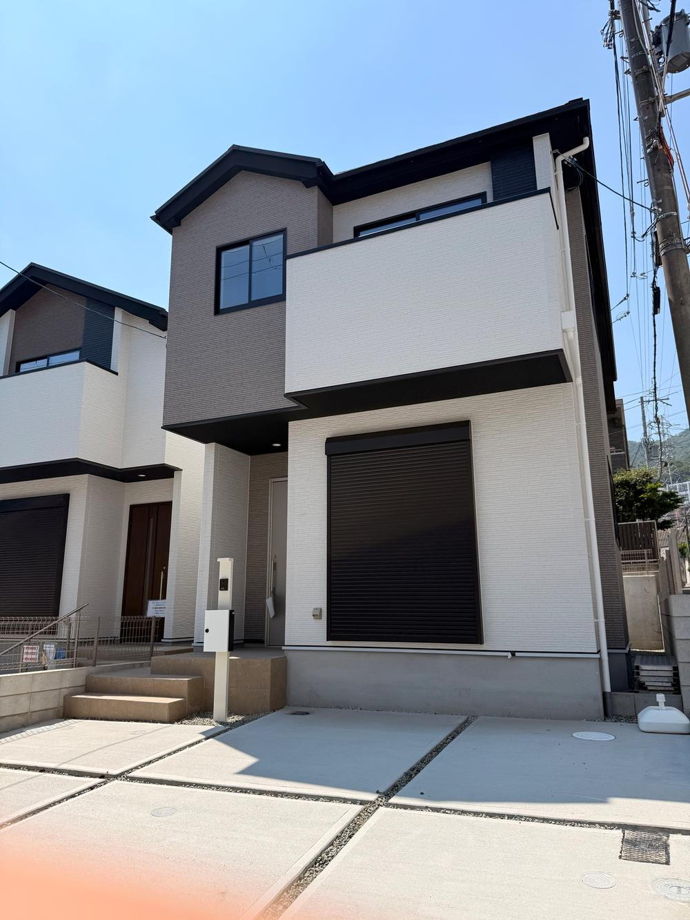 兵庫県芦屋市朝日ケ丘町 5798万円 4LDK