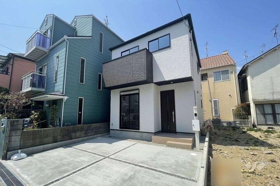兵庫県伊丹市東有岡３ 4598万円 4LDK
