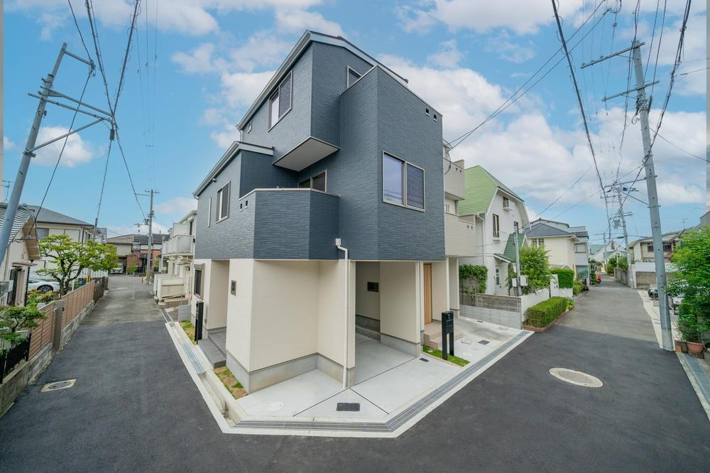 大阪府吹田市竹谷町 4,690万円 3LDK