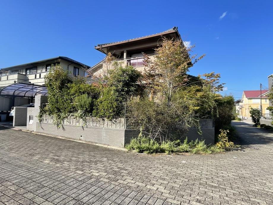 兵庫県三田市ゆりのき台１ 中古住宅
