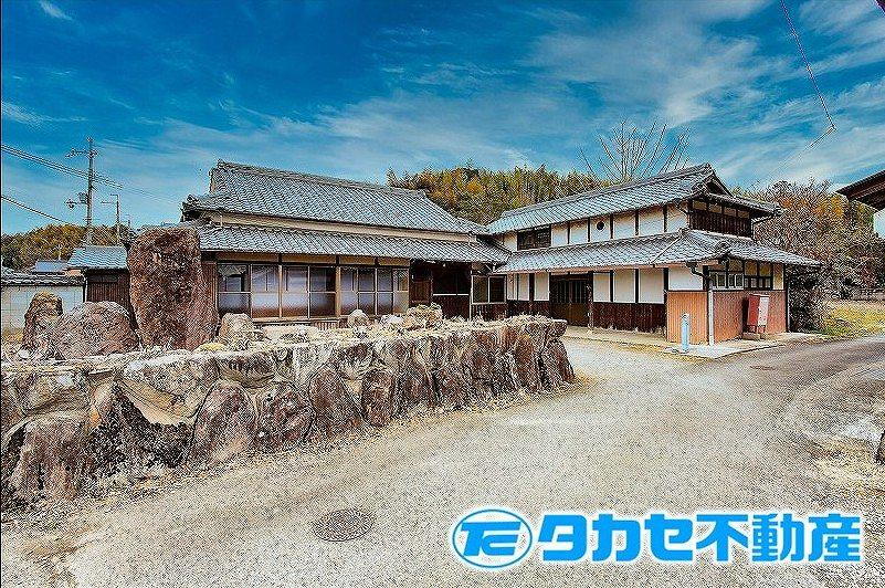兵庫県加西市朝妻町 2180万円