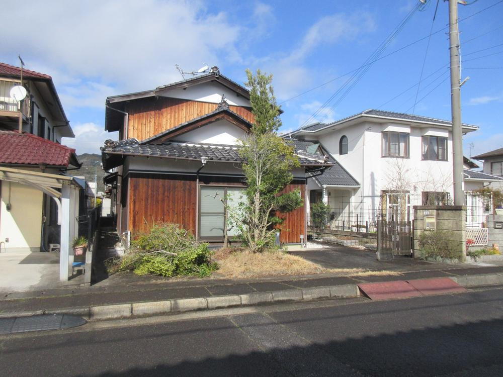 滋賀県湖南市中央４ 1880万円