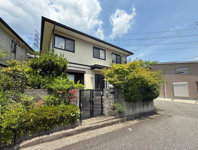 兵庫県西宮市東山台３ 2780万円