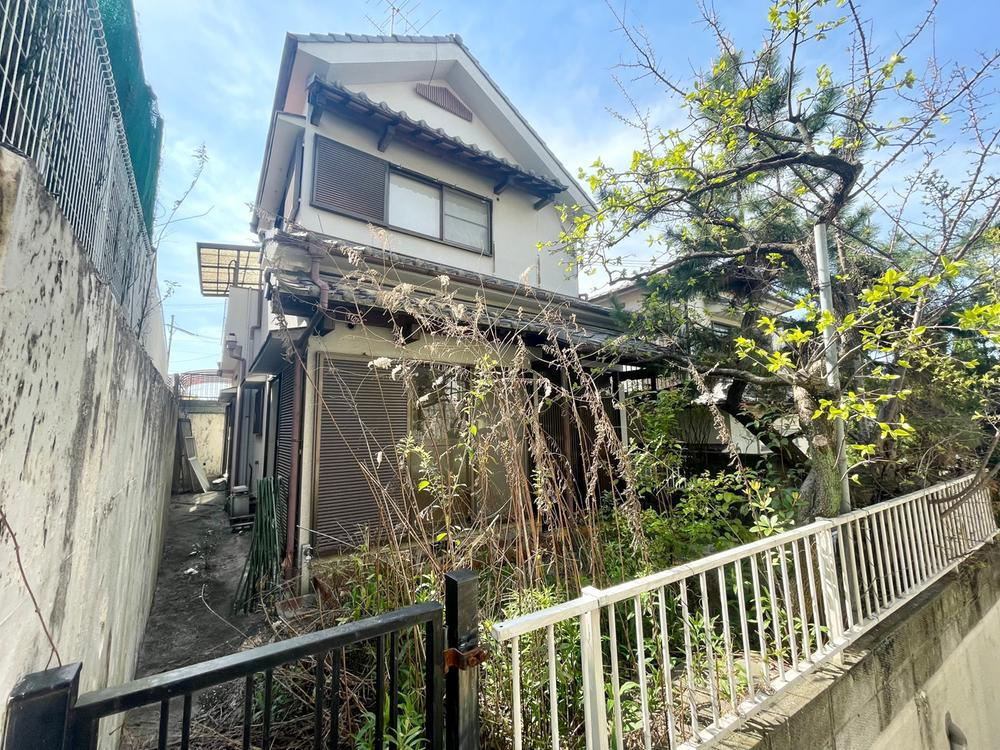 大阪府寝屋川市太秦東が丘 800万円