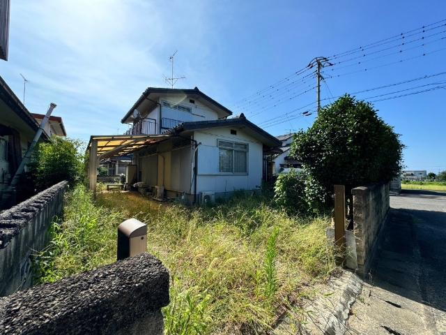 愛媛県四国中央市土居町津根 400万円