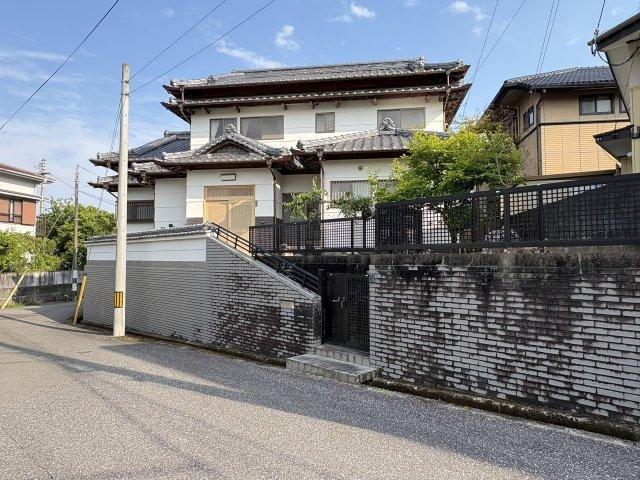 高知県高知市中万々 4000万円