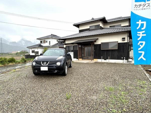 愛媛県西条市中野甲 1599万円