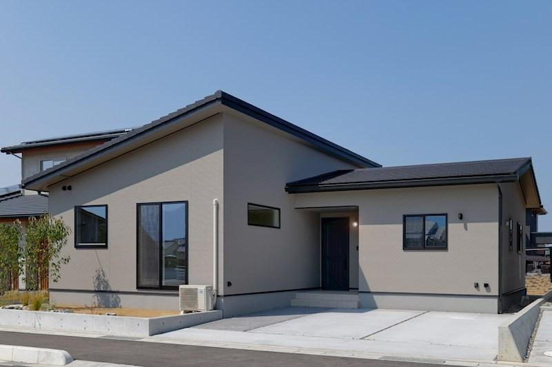 愛媛県新居浜市坂井町３ 3680万円 3LDK