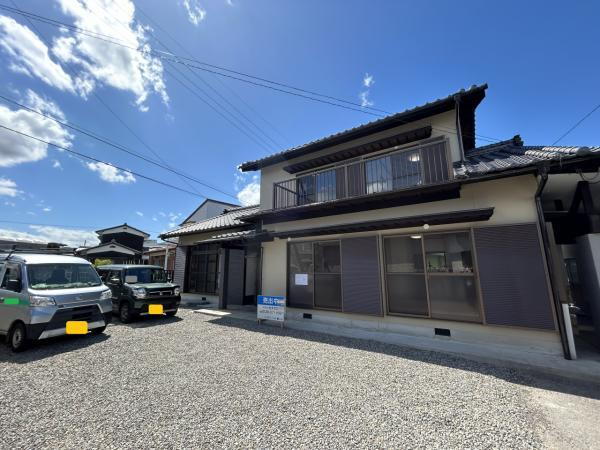 愛媛県新居浜市庄内町５ 2399万円