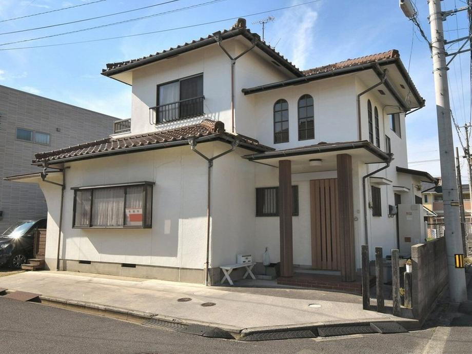 愛媛県松山市西長戸町 1880万円