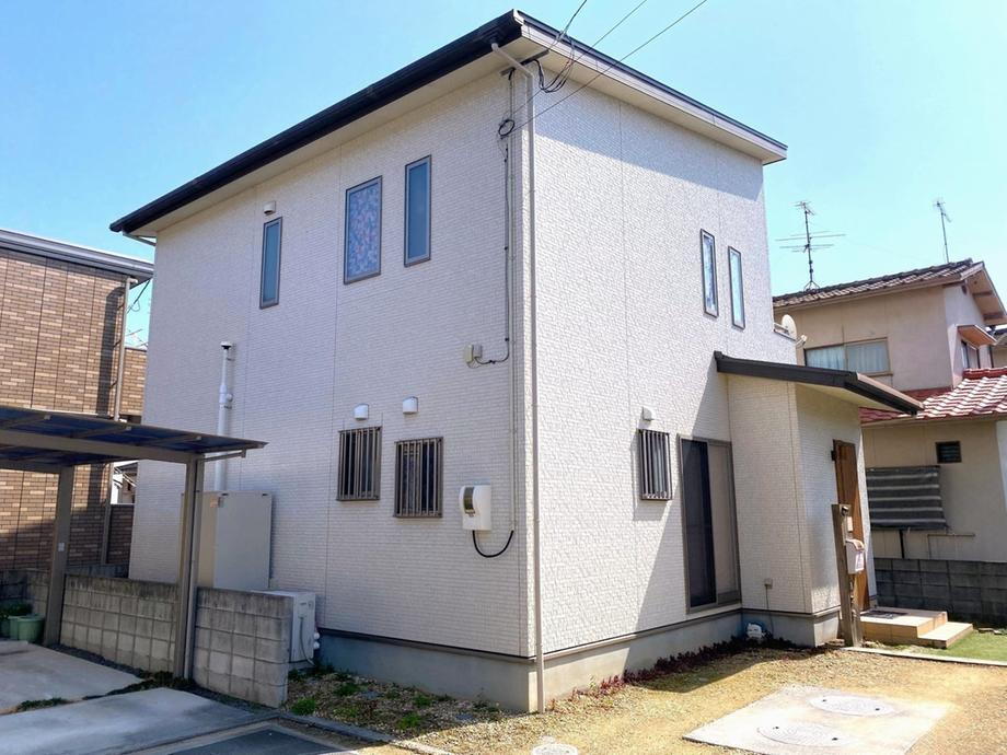 愛媛県松山市東長戸３ 2390万円